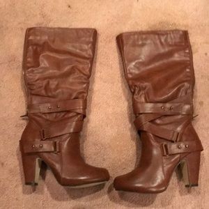 Brand New Madden Girl Brown Boots Size 7.5